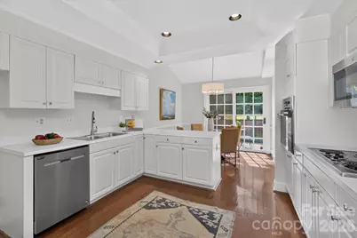 1804 Meadowood Lane, Charlotte, NC 28211 - Photo 20