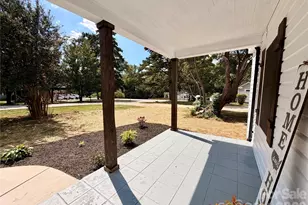 1286 Elmwood Ave, Lancaster, SC 29720 - Photo 4