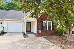 124 Keswick Ln, Mooresville, NC 28117 - Photo 1