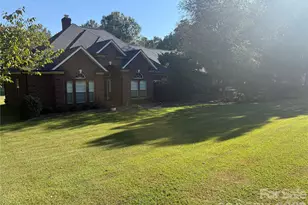 1304 Presson Farm Ln, Monroe, NC 28110 - Photo 2