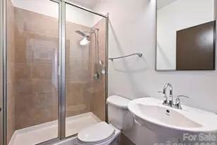 2200 Lyndhurst Ave, Charlotte, NC 28203 - Photo 26