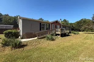 907 Epley Dr, Marion, NC 28752 - Photo 6