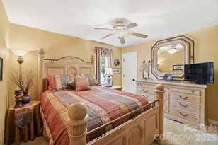 211 Lamplighter Ln, Mount Holly, NC 28120 - Photo 22