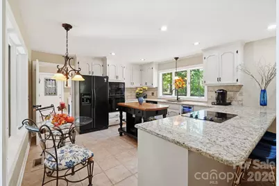 211 Lamplighter Lane, Mount Holly, NC 28120 - Photo 4