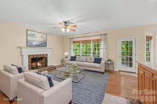 130 Riverwood Dr, Fort Mill, SC 29715 - Photo 8