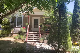 17 Buttonwood Ct, Asheville, NC 28806 - Photo 2