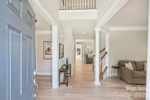 5632 Wrenfield Ct, Charlotte, NC 28277 - Photo 2