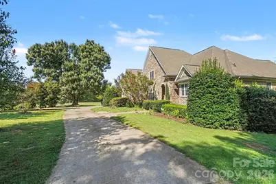 2300 Potter Road S, Waxhaw, NC 28173 - Photo 2