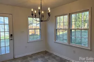 5324 Donnefield Dr, Charlotte, NC 28227 - Photo 10