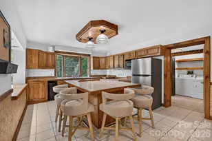 267 Morning Glory Ln, Marshall, NC 28753 - Photo 12