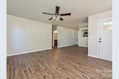 930 Wainwright Avenue, Charlotte, NC 28206 - Photo 4