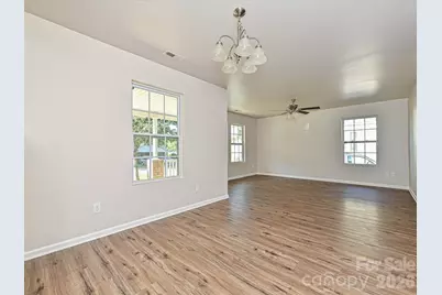 930 Wainwright Avenue, Charlotte, NC 28206 - Photo 12