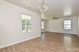 930 Wainwright Ave, Charlotte, NC 28206 - Photo 12
