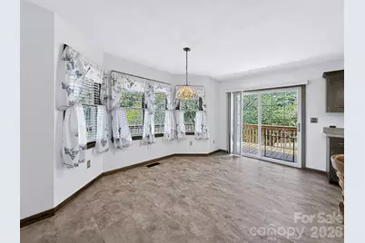 2008 Deep Woods Drive, Hendersonville, NC 28739 - Photo 8