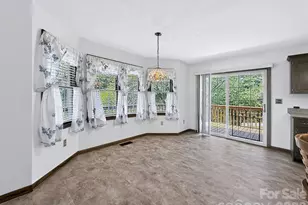 2008 Deep Woods Dr, Hendersonville, NC 28739 - Photo 8
