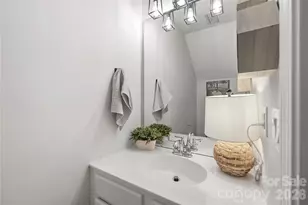 5325 Dockery Dr, Charlotte, NC 28209 - Photo 10