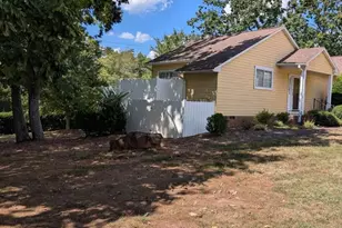 1650 Robins Nest Ct, Gastonia, NC 28054 - Photo 4