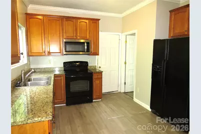 2738 Highland Park Drive, Charlotte, NC 28269 - Photo 10
