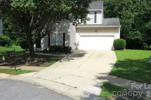 2738 Highland Park Dr, Charlotte, NC 28269 - Photo 2