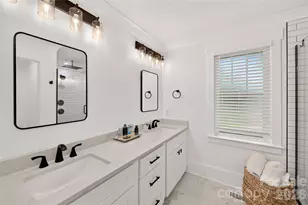1837 Camp Greene St, Charlotte, NC 28208 - Photo 16