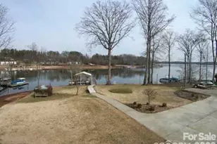 3944 Burton Ln, Denver, NC 28037 - Photo 2