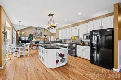 187 Duncan Creek Road, Fletcher, NC 28732 - Photo 8