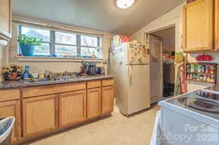 119 Fairfax Ave, Asheville, NC 28806 - Photo 8
