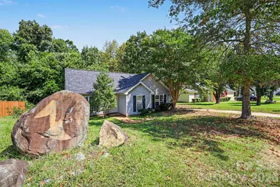 5718 Kirkdale Court, Charlotte, NC 28208 - Photo 32