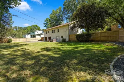 912 Tally Ho Court, Charlotte, NC 28212 - Photo 38