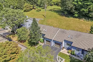 310 Robertson St, Burnsville, NC 28714 - Photo 28