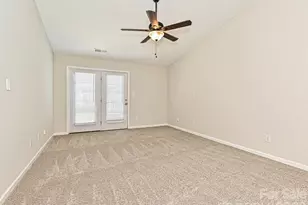 2013 Pin Oak Pl, Cramerton, NC 28032 - Photo 6