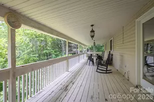 665 Will Robbins Ln, Newland, NC 28657 - Photo 28
