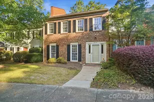 4218 Woodglen Ln, Charlotte, NC 28226 - Photo 1