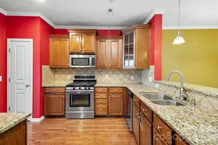 845 Windy Falls Dr, Huntersville, NC 28078 - Photo 2