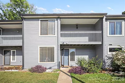 6612 Point Comfort Lane, Charlotte, NC 28226 - Photo 4