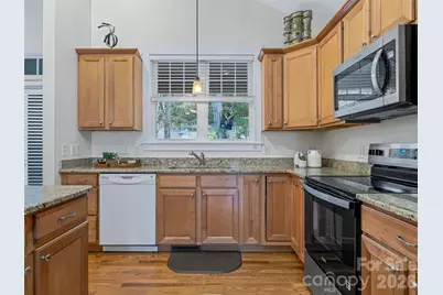 1 Craftsman Circle, Asheville, NC 28805 - Photo 8