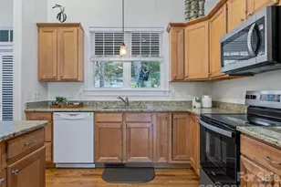 1 Craftsman Cir, Asheville, NC 28805 - Photo 8