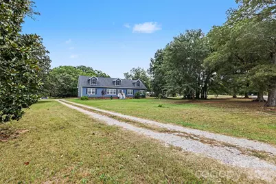 5780 Oak Street, Fort Lawn, SC 29714 - Photo 2
