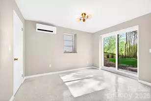 4 Baird Ln, Asheville, NC 28804 - Photo 36