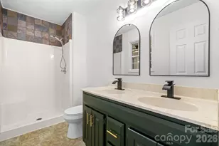 2103 Samanthas Wells Ln, Newton, NC 28658 - Photo 14