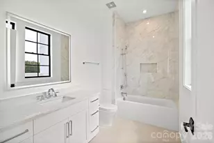 409 Queens Rd, Charlotte, NC 28207 - Photo 30
