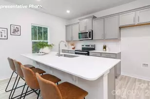 5120 Parker Frst Rd, Charlotte, NC 28215 - Photo 4