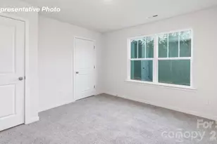 5120 Parker Frst Rd, Charlotte, NC 28215 - Photo 12