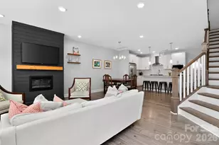 3121 Ada Ml Aly, Charlotte, NC 28205 - Photo 1