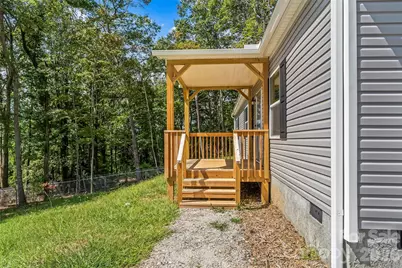 179 Ada Way, Hendersonville, NC 28791 - Photo 2