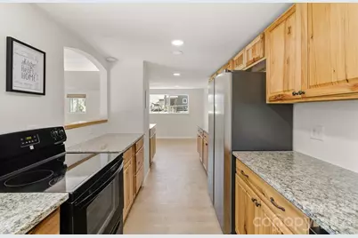 21 Oak Hill Drive, Asheville, NC 28806 - Photo 2