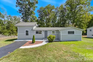 21 Oak Hill Dr, Asheville, NC 28806 - Photo 1