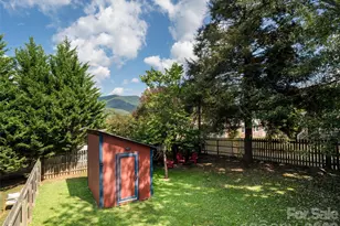 1 Half Moon Dr, Swannanoa, NC 28778 - Photo 26