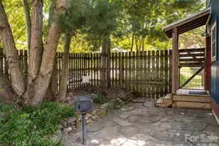 1 Half Moon Dr, Swannanoa, NC 28778 - Photo 24