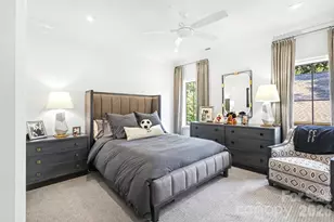 1318 S Kings Dr, Charlotte, NC 28207 - Photo 18